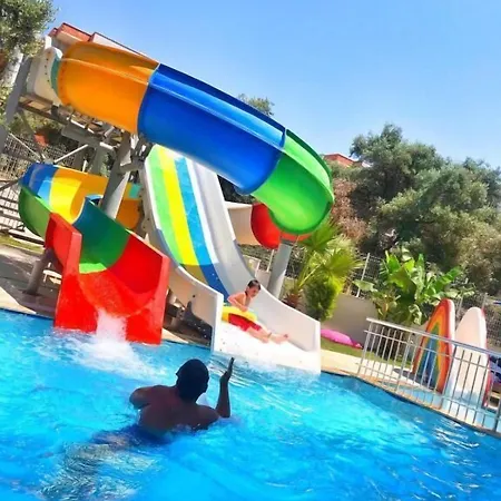 Nesa Aparthotel Kusadası